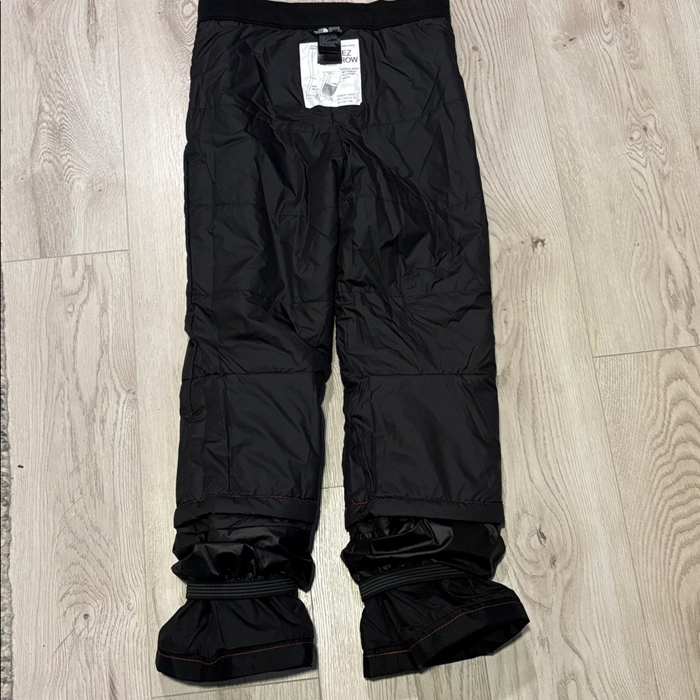 THE NORTH FACE Black Snow Pants size Youth Medium 10-12. EUC look new EZ Grow - Picture 12 of 13